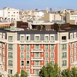 The Corner 4*, Barcelona Spain